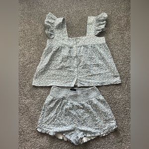 Vici blue floral short set
